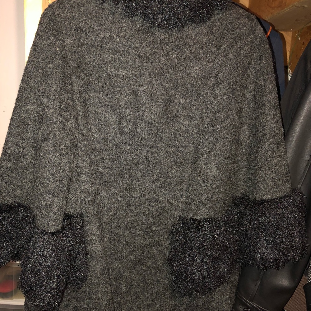 Black “Shawl” Jacket - Picture 2 of 2